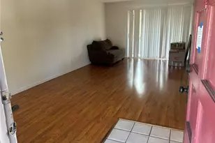 6328 Newtown Cir, Tampa, FL 33615 - Photo 3