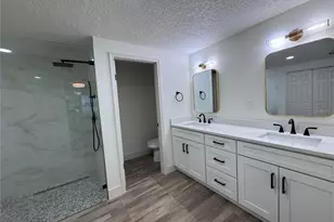 2933 Stearns Rd, Valrico, FL 33596 - Photo 15