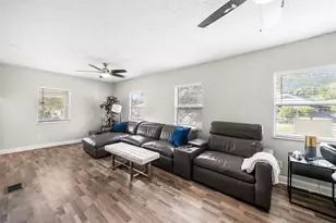 119 W Keyes Ave, Tampa, FL 33602 - Photo 9