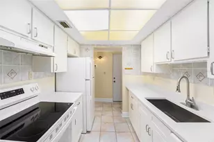 11505 7th Way N, Saint Petersburg, FL 33716 - Photo 15