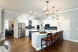 11501 Norval Pl, Temple Terrace, FL 33617 - Photo 9