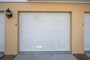 5064 Royal Palms Wy, New Port Richey, FL 34652 - Photo 5