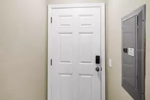 5064 Royal Palms Wy, New Port Richey, FL 34652 - Photo 11