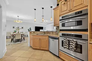 525 Mandalay Ave, Clearwater Beach, FL 33767 - Photo 9