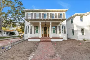 211 30th Ave N, Saint Petersburg, FL 33704 - Photo 1