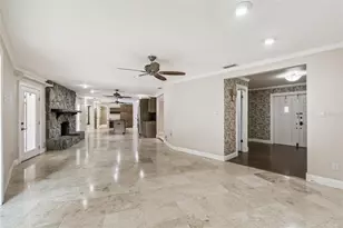 1900 Capri Rd, Valrico, FL 33594 - Photo 15