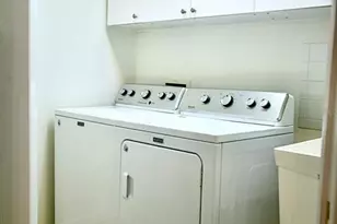 4230 Arborwood Ln, Tampa, FL 33618 - Photo 5