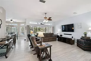 11179 Woodland Waters Blvd, Weeki Wachee, FL 34613 - Photo 9