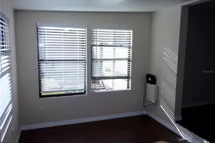 37724 Alissa Dr, Zephyrhills, FL 33542 - Photo 3