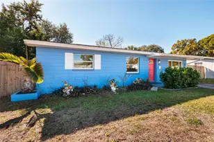 704 72nd Ave N, Saint Petersburg, FL 33702 - Photo 1
