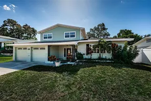 13556 Bellewood Ave, Seminole, FL 33776 - Photo 1