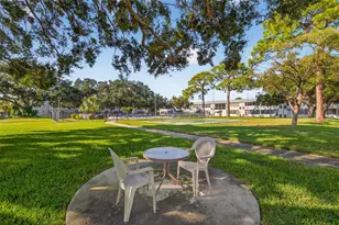 7770 Dr Martin Luther King Jr Street N, Saint Petersburg, FL 33702 - Photo 25