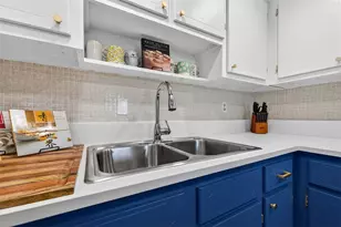 7770 Dr Martin Luther King Jr Street N, Saint Petersburg, FL 33702 - Photo 9