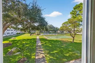 7770 Dr Martin Luther King Jr Street N, Saint Petersburg, FL 33702 - Photo 23