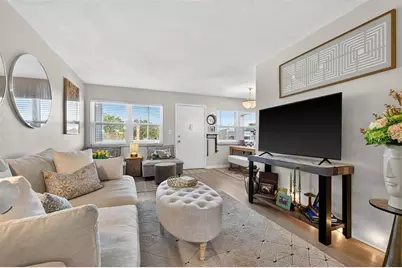 7770 Dr Martin Luther King Jr Street N #206, Saint Petersburg, FL 33702 - Photo 3