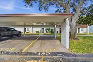 13717 Mission Oaks Blvd, Seminole, FL 33776 - Photo 17