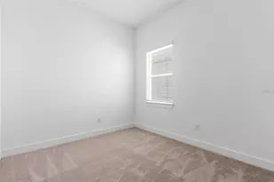 1703 Valier Pt, Zephyrhills, FL 33541 - Photo 15