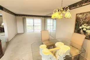 11485 Oakhurst Rd, Largo, FL 33774 - Photo 9