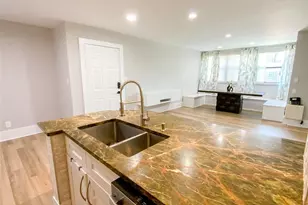 1400 Gandy Blvd N, Saint Petersburg, FL 33702 - Photo 7