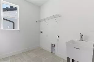 1662 Shields Pt, Zephyrhills, FL 33541 - Photo 15