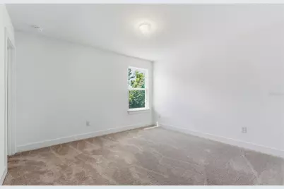 1662 Shields Point, Zephyrhills, FL 33541 - Photo 17