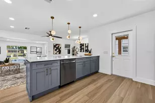 4623 Carson St NE, Saint Petersburg, FL 33703 - Photo 15