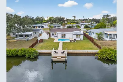 4623 Carson Street NE, Saint Petersburg, FL 33703 - Photo 5