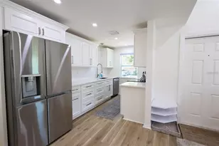 4501 70th St N, Saint Petersburg, FL 33709 - Photo 11