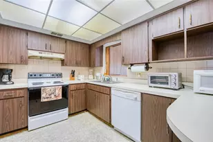 6521 Secrest Ct, Tampa, FL 33625 - Photo 11