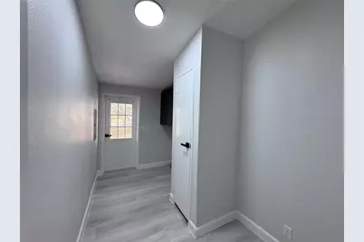 15515 Lancer Road, Spring Hill, FL 34610 - Photo 21