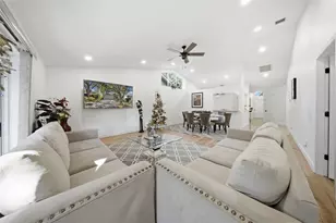 3694 Sapphire Ln, Palm Harbor, FL 34684 - Photo 11