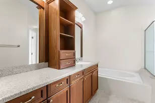 4527 New Dawn Ct, Lutz, FL 33558 - Photo 31