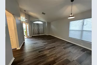 10336 Lightner Bridge Drive, Tampa, FL 33626 - Photo 5