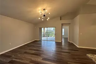 10336 Lightner Bridge Dr, Tampa, FL 33626 - Photo 7