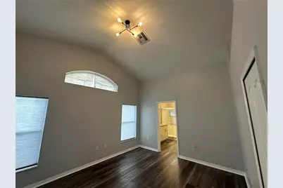 10336 Lightner Bridge Drive, Tampa, FL 33626 - Photo 11