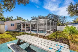 1600 Loretta Ave NW, Largo, FL 33770 - Photo 5
