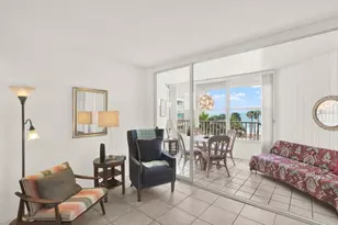 16400 Gulf Blvd, Redington Beach, FL 33708 - Photo 9