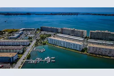 5925 Shore Boulevard S #505, Gulfport, FL 33707 - Photo 1