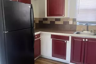 1626 49th St S, Gulfport, FL 33707 - Photo 7