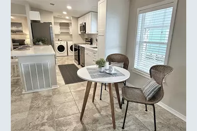 7107 Mount Essex Drive NE #520, Saint Petersburg, FL 33702 - Photo 11