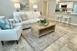 7107 Mt Essex Dr NE, Saint Petersburg, FL 33702 - Photo 7