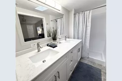 7107 Mount Essex Drive NE #520, Saint Petersburg, FL 33702 - Photo 13