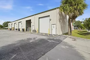 6612 26th Ct E, Sarasota, FL 34243 - Photo 23