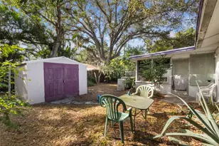 2728 Prospect St, Sarasota, FL 34239 - Photo 21