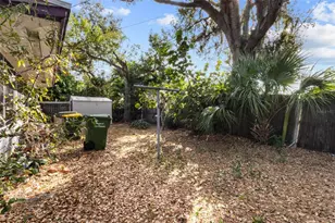 2728 Prospect St, Sarasota, FL 34239 - Photo 19