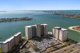 5200 Brittany Dr S, Saint Petersburg, FL 33715 - Photo 3