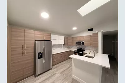 10507 Parkcrest Drive, Tampa, FL 33624 - Photo 19