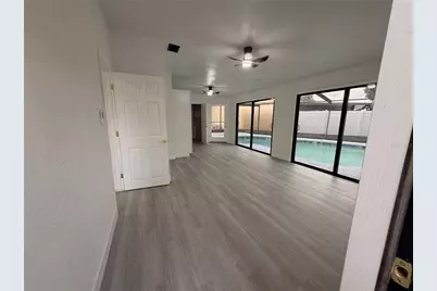10507 Parkcrest Drive, Tampa, FL 33624 - Photo 21