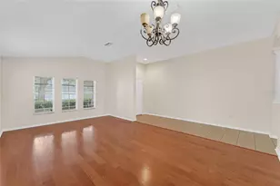 431 Westchester Hills Ln, Valrico, FL 33594 - Photo 11