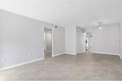 4920 Locust Street NE #115, Saint Petersburg, FL 33703 - Photo 5